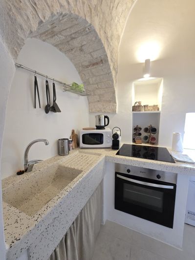 Image No.21-1 Bed House for sale