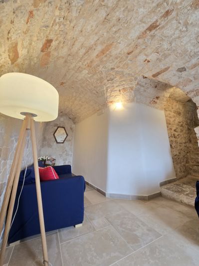 Image No.30-1 Bed House for sale