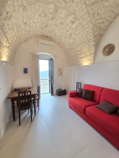 Image No.6-1 Bed House for sale