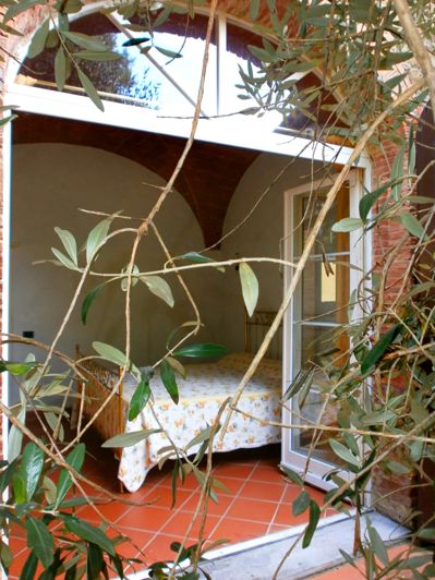 Image No.17-4 Bed House for sale