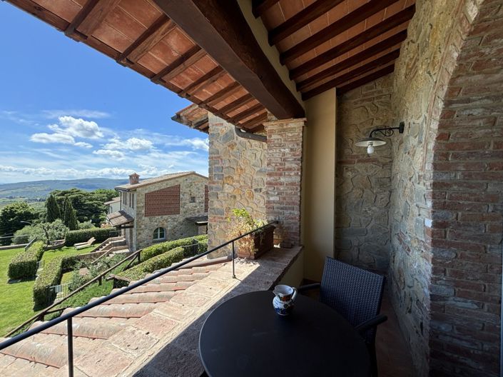 Image No.12-2 Bed Apartment for sale