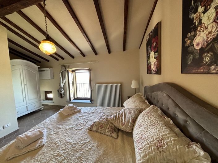 Image No.10-1 Bed Apartment for sale