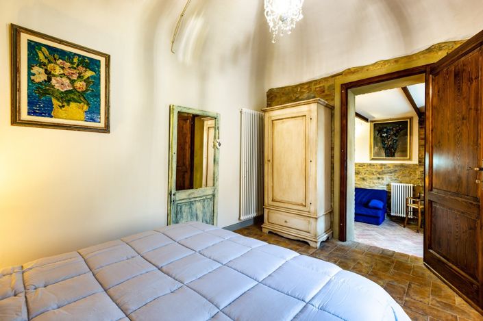 Image No.17-3 Bed House for sale