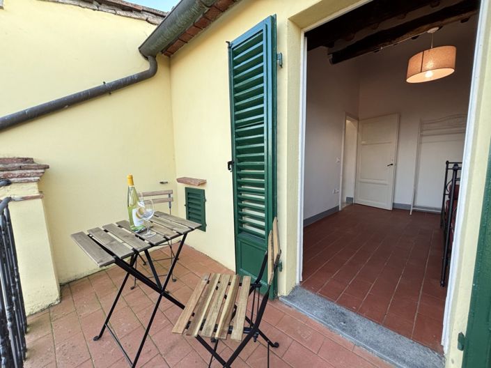 Image No.15-2 Bed House for sale