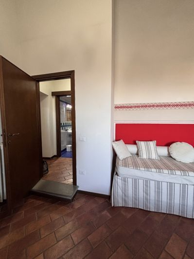 Image No.15-2 Bed Apartment for sale