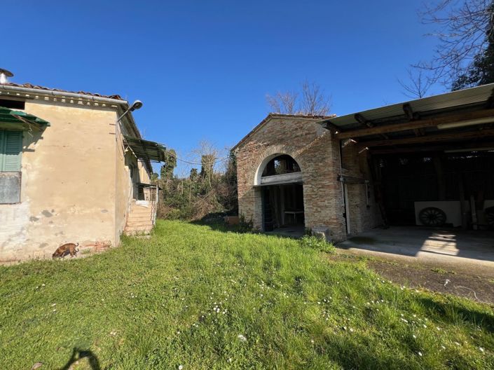 Image No.2-12 Bed Country House for sale