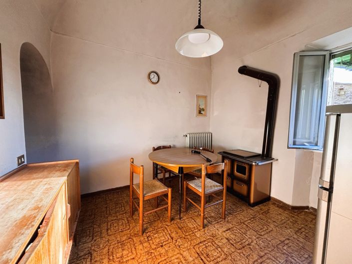 Image No.18-3 Bed Apartment for sale