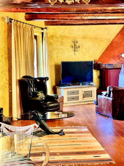 Image No.11-3 Bed House for sale