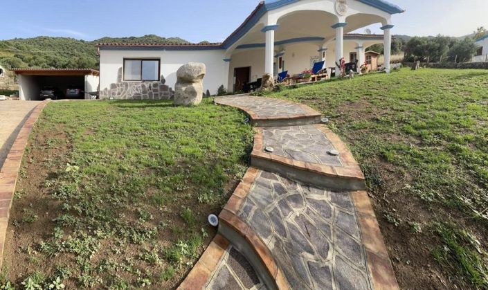 Image No.6-2 Bed House for sale