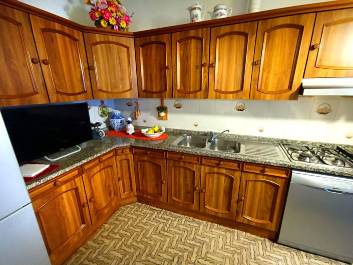 Image No.13-5 Bed House for sale