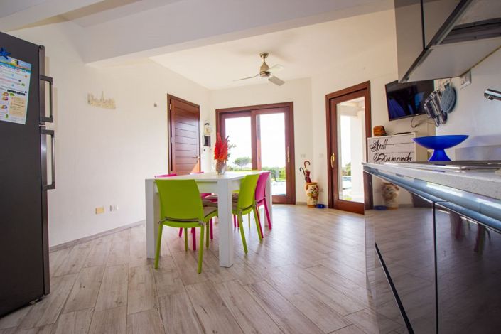 Image No.25-4 Bed House for sale