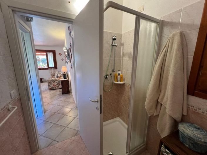 Image No.14-2 Bed House for sale