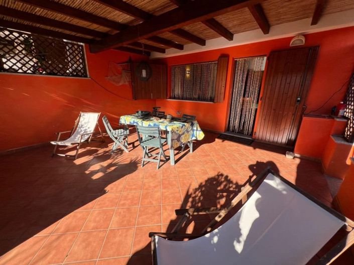 Image No.6-2 Bed House for sale