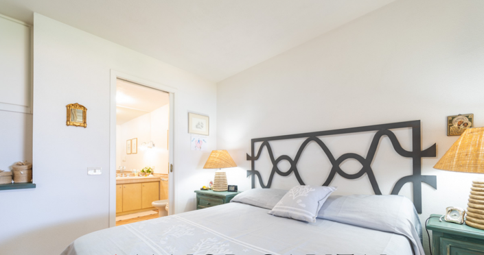 Image No.19-4 Bed House for sale