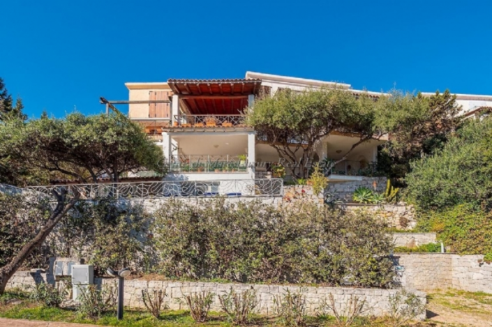 Image No.6-4 Bed House for sale