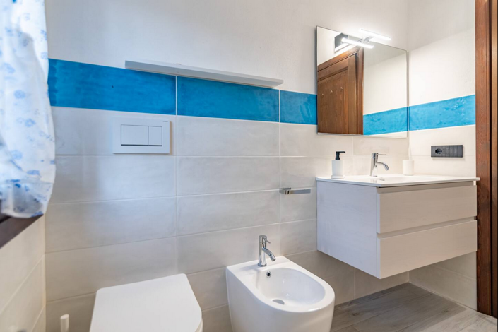 Image No.17-1 Bed House for sale