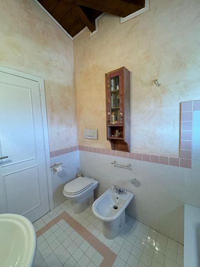 Image No.21-2 Bed House for sale