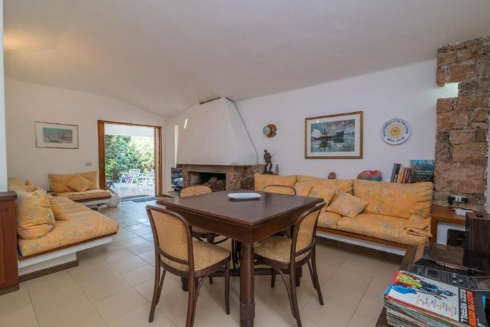 Image No.10-3 Bed House for sale