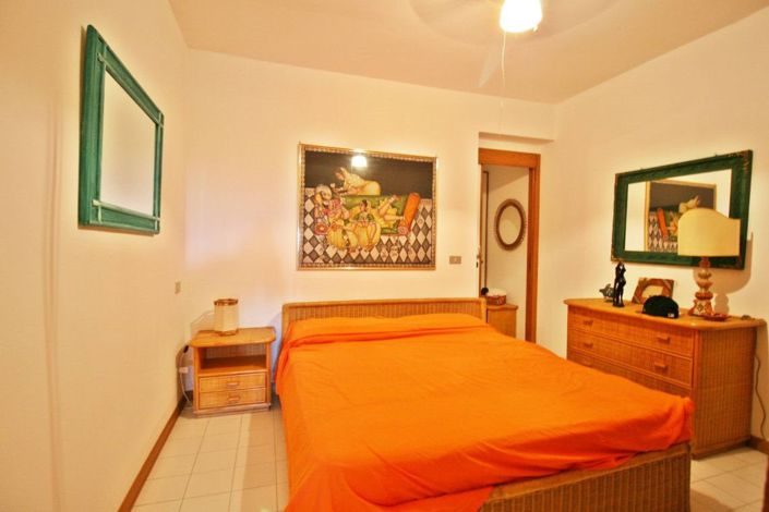 Image No.27-2 Bed Apartment for sale