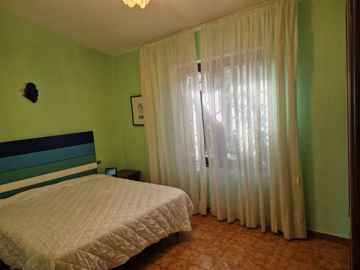 Image No.29-4 Bed House for sale