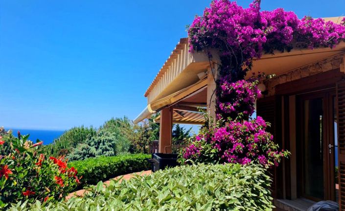 Image No.10-2 Bed House for sale