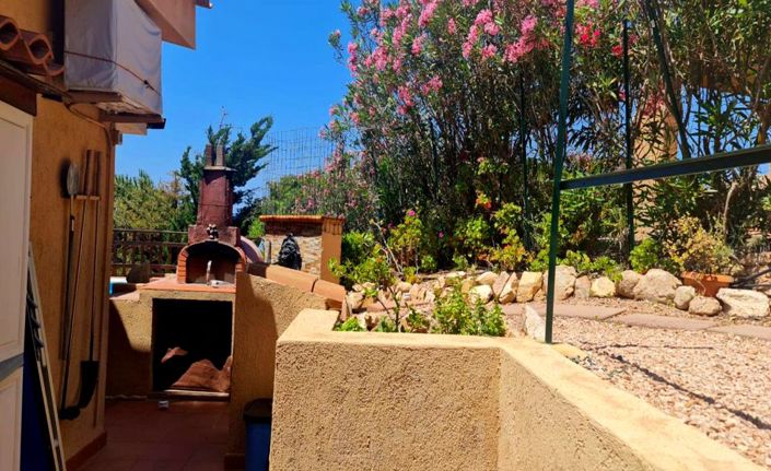 Image No.8-2 Bed House for sale