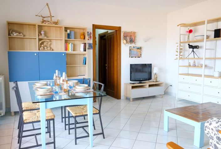 Image No.25-2 Bed Apartment for sale