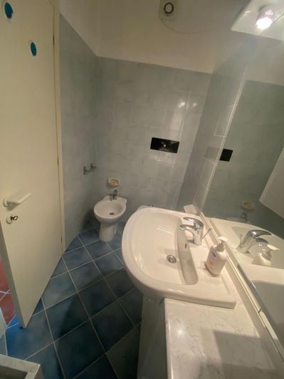 Image No.18-2 Bed House for sale