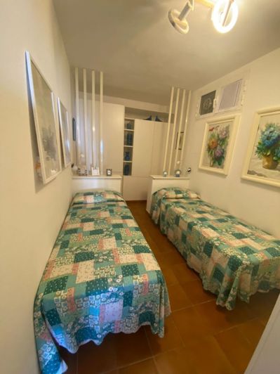 Image No.21-2 Bed House for sale