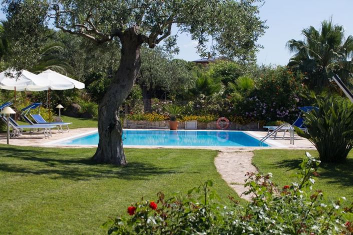 Image No.7-4 Bed House for sale