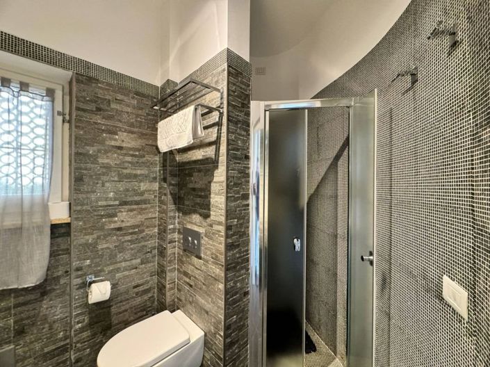 Image No.20-1 Bed Apartment for sale