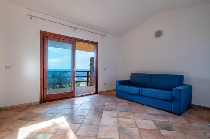 Image No.6-2 Bed House for sale