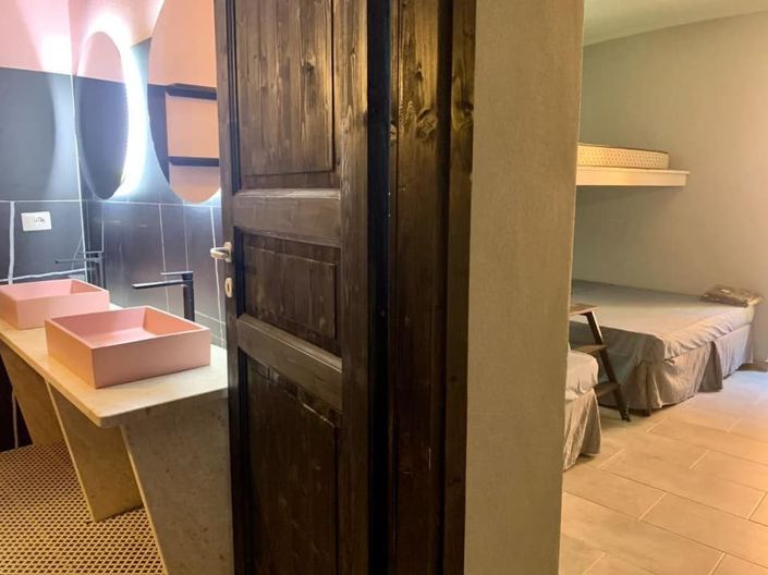 Image No.27-3 Bed House for sale