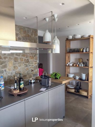 Image No.20-4 Bed House for sale