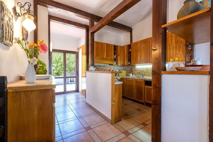 Image No.15-4 Bed House for sale