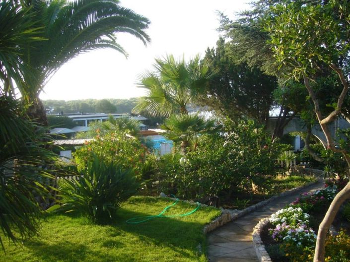 Image No.17-4 Bed House for sale