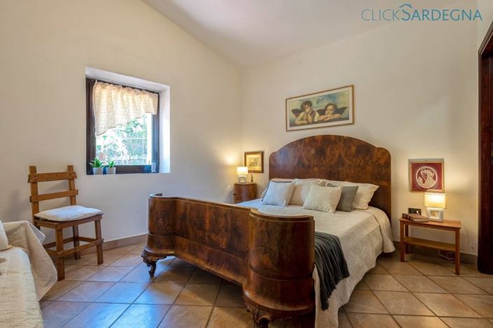 Image No.25-4 Bed House for sale