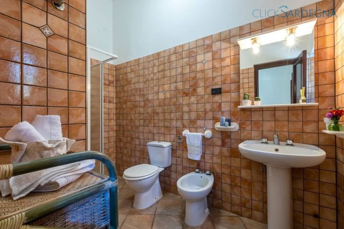 Image No.29-4 Bed House for sale