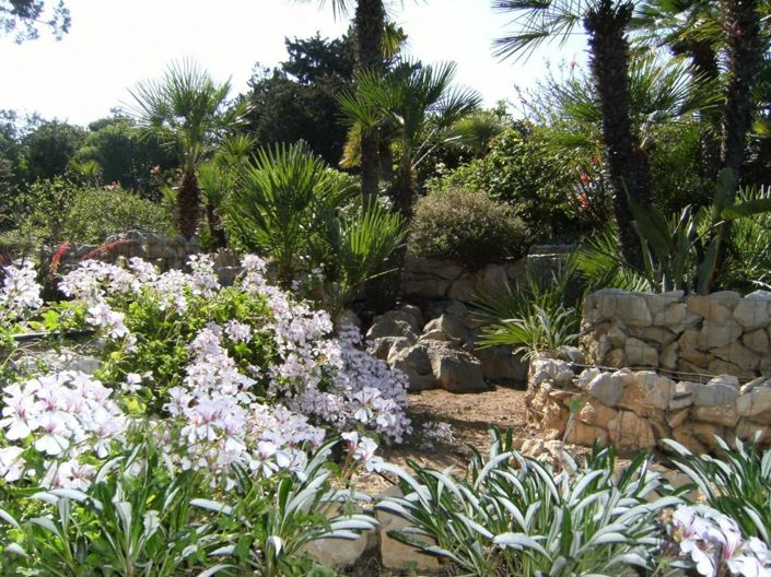 Image No.30-4 Bed House for sale