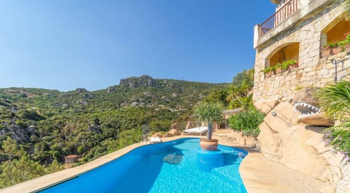 Image No.10-7 Bed House for sale