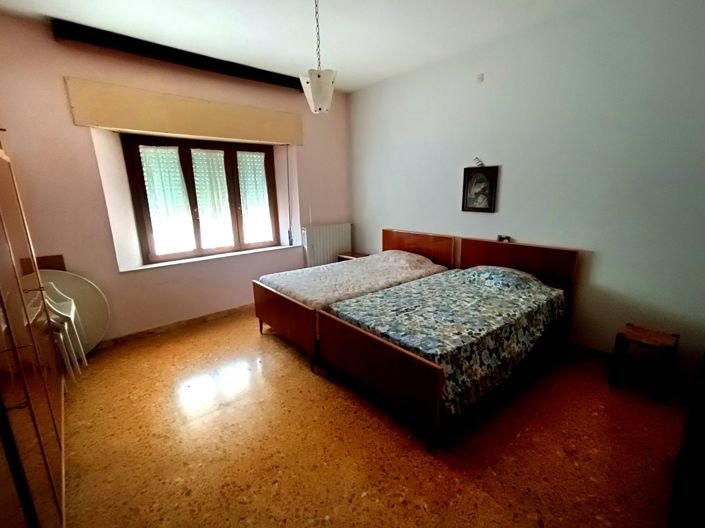 Image No.10-Maison de 4 chambres à vendre à Vagli Sotto