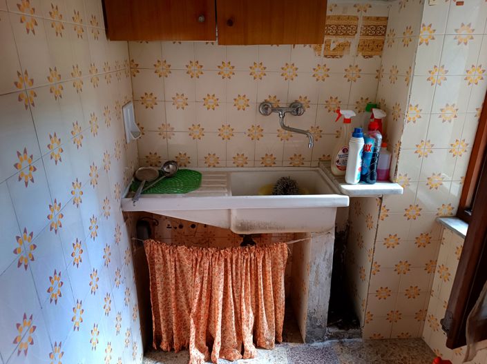 Image No.15-3 Bed House for sale