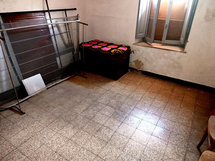 Image No.27-3 Bed House for sale