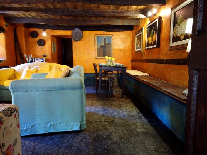 Image No.20-5 Bed House for sale