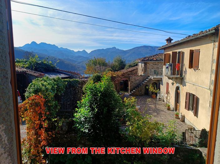 Image No.8-Maison de 2 chambres à vendre à Fosciandora