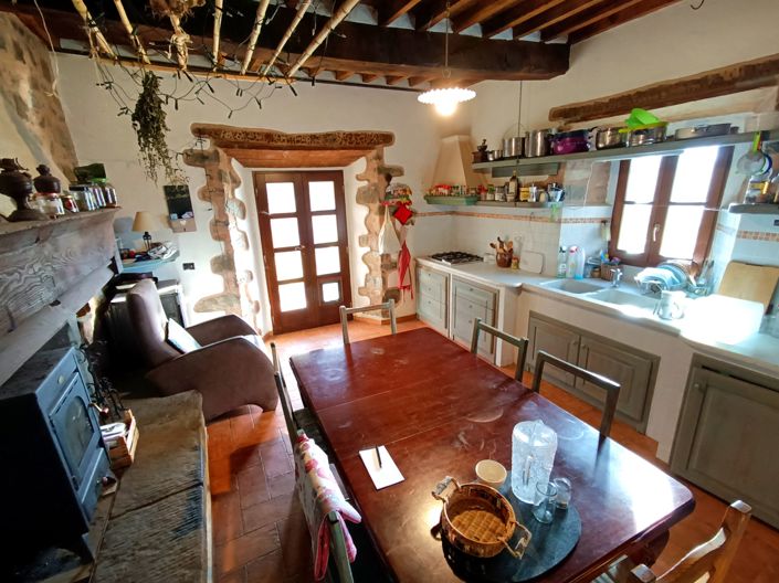 Image No.16-10 Bed House for sale