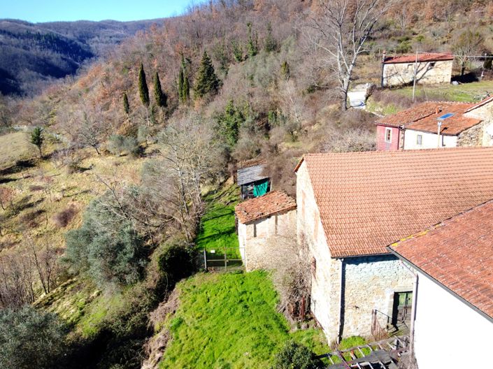 Image No.10-5 Bed Country House for sale