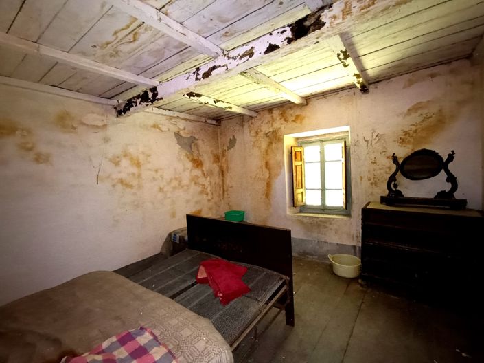 Image No.23-4 Bed House for sale