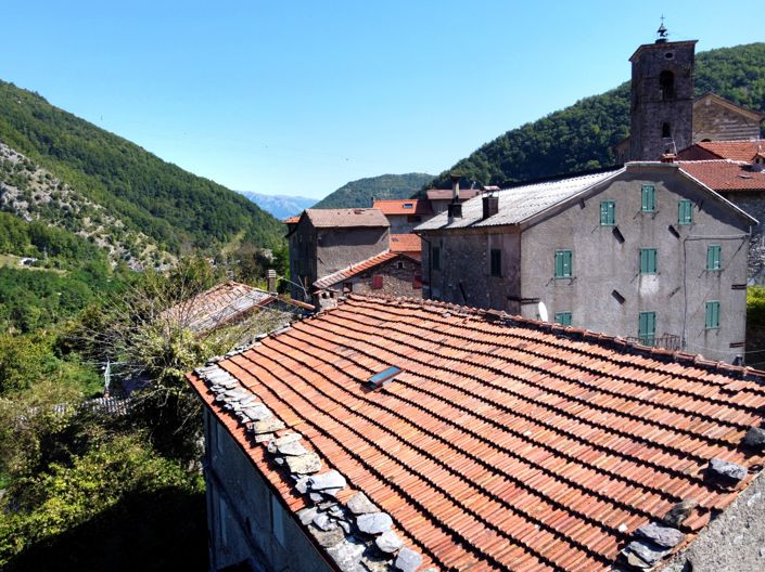 Image No.8-4 Bed House for sale