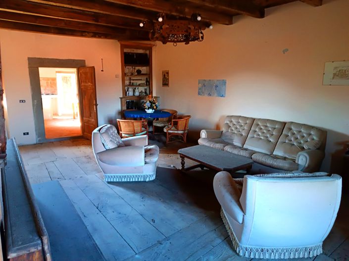 Image No.15-4 Bed House for sale